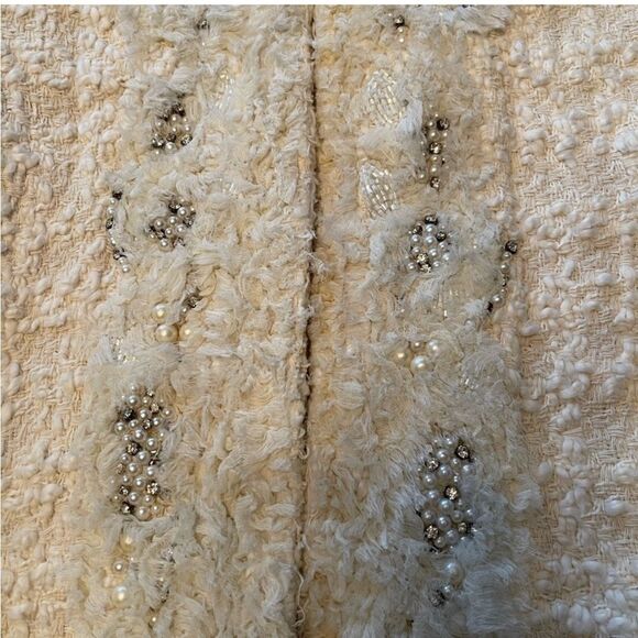 Alice + Olivia Nilla Cream Embellished Tweed Fringe Beaded Trim Boxy Cut Jacket - Picture 7 of 14